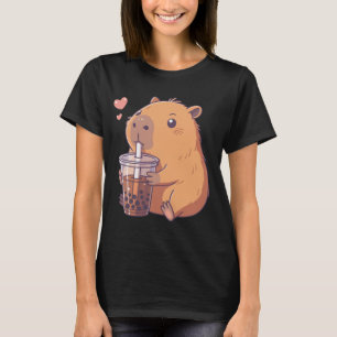 Camiseta Carpincho Kawaii Bebiendo Bubble Tea Boba Carpinch