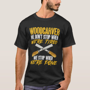Camiseta Carrera de madera tallada