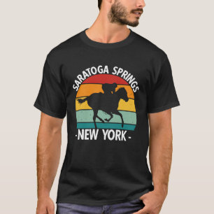 Camiseta Carreras de caballos Toga Saratoga Springs Nueva Y