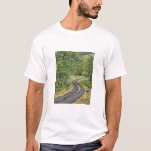 Camiseta Carretera rural a través de árboles, Oregon