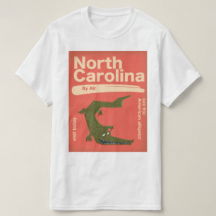 Camiseta cartel de viaje de caimán de Carolina del Norte