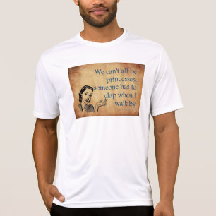 Camiseta Cartel vintage retro de las princesas de SlipperyJ