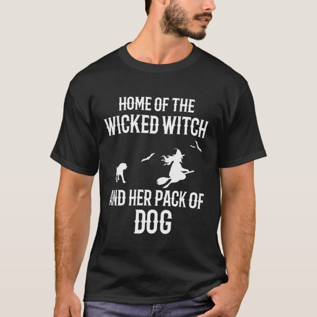 Camiseta Casa de la Bruja Malvada y su paquete de perros (Anverso)