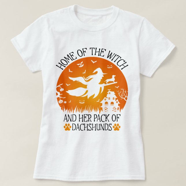 Camiseta Casa De La Bruja Y Su Paquete De Dachshunds Guay (Diseño del anverso)