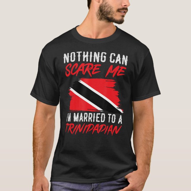 Camiseta Casada Con Una Esposa De Marido Trinitense, Trinid (Anverso)