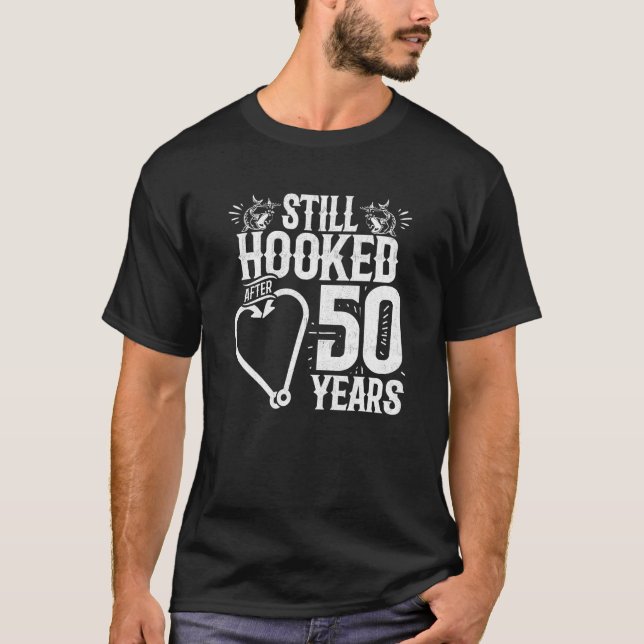 Camiseta Casado 50 años - Pareja de pescadores - 50° Boda A (Anverso)