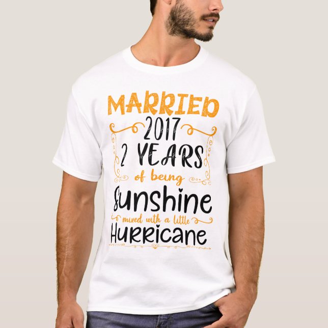 Camiseta Casado desde 2017, regalo del 2do aniversario del  (Anverso)