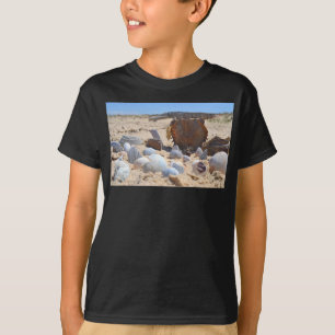 Camiseta Casas de mar en la playa por Shirley Taylor