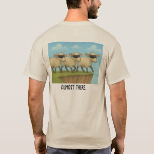 Camiseta Casi Llegamos, ovejas ciegas