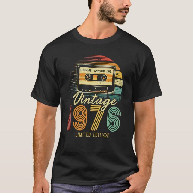 Camiseta Cassette retro de 1976 1976 46º cumpleaños 46 (Anverso)
