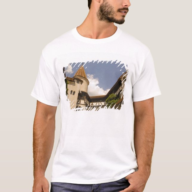 Camiseta Castillo Bran del siglo XIII (Castillo de Drácula) (Anverso)