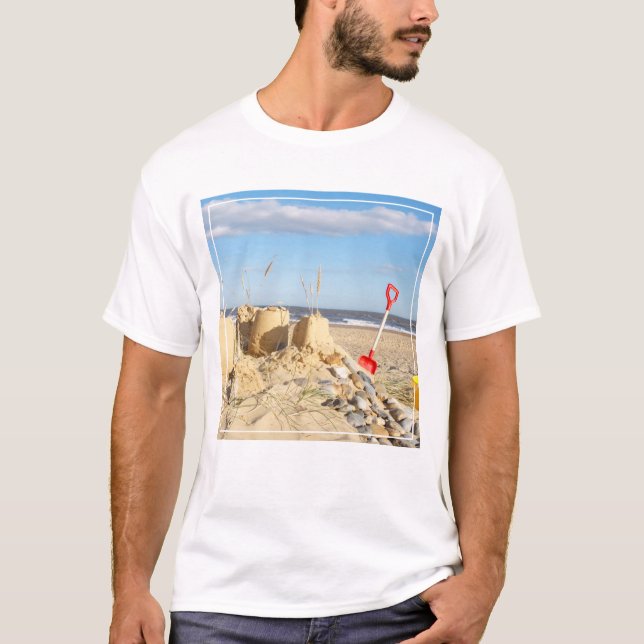 Camiseta Castillo de arena en la playa (Anverso)
