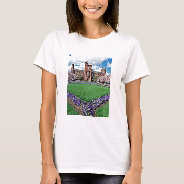 Camiseta Castillo de Smithsonian y jardín de Haupt (Anverso)