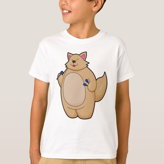 Camiseta Cat como jugador de Dart con dardos (Anverso)