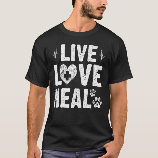 Camiseta Cat Dog Rescue Live Love Heal Vet Tech Veterinary (Anverso)