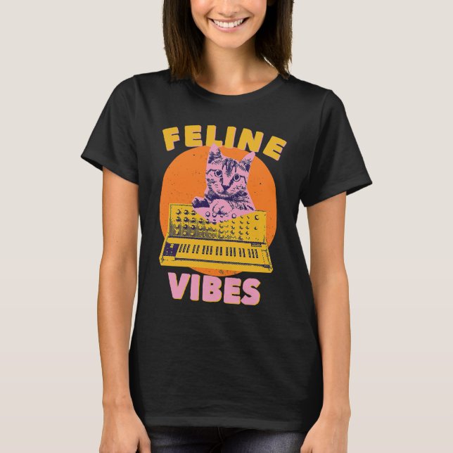 Camiseta Cat  Feline Vibes  Cat Feeling Synth Synthesizer 9 (Anverso)