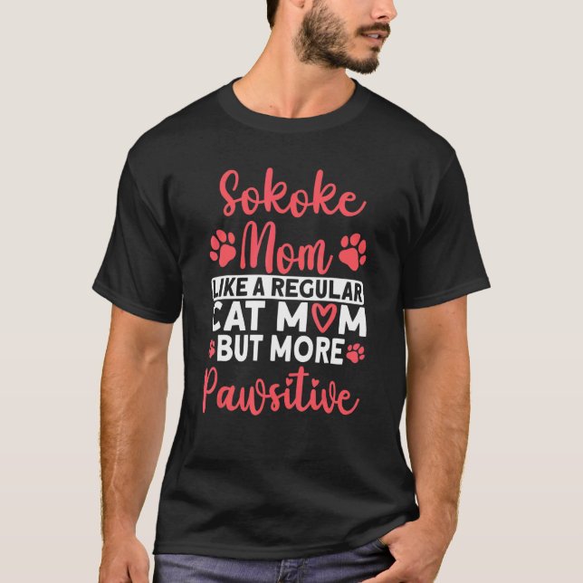 Camiseta Cat Mom but more Pawsitive Sokoke Cat Mom (Anverso)