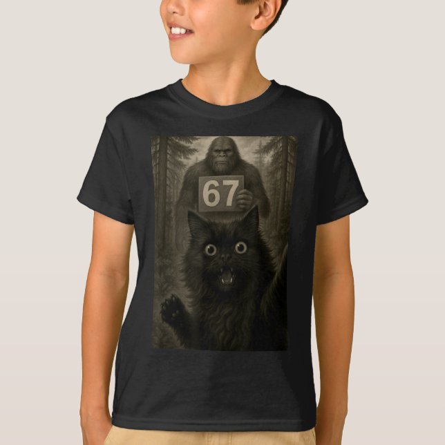 Camiseta Cat Selfie 67 Meme Six Seven Funny Bigfoot  (Anverso)