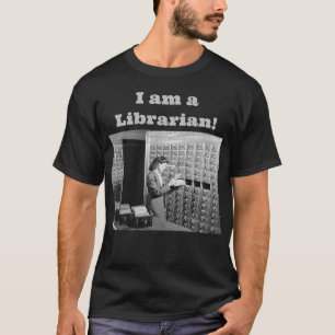 Camiseta Catálogo de tarjetas para mujeres y bibliotecas
