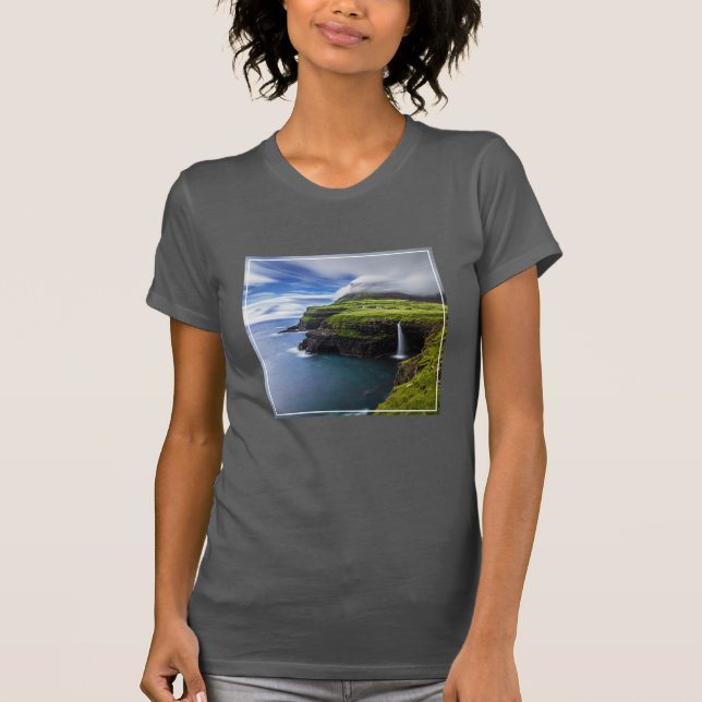 Camiseta Cataratas | Islas Feroe, Dinamarca (Anverso)