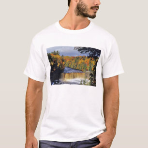 Camiseta Cataratas superiores de Tahquamenon en UP Michigan