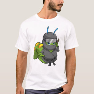 Camiseta Caterpillar como Ninja con espada