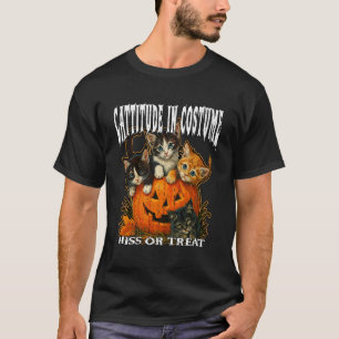 Camiseta Cattitude de disfraz HISS OR Treat Halloween lindo
