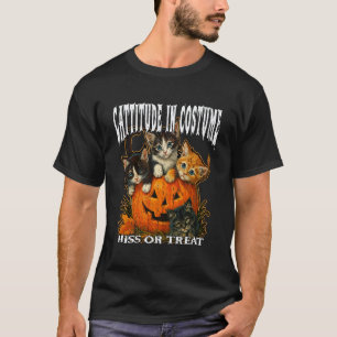 Camiseta Cattitude de disfraz HISS OR Treat Halloween lindo