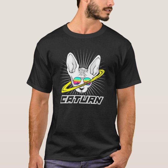 Camiseta Caturn Retro Saturn Cat Planeta (Anverso)