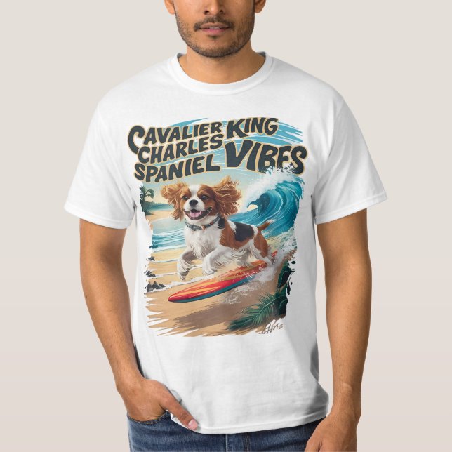 Camiseta Cavalier King Charles Spaniel Surfing (Anverso)