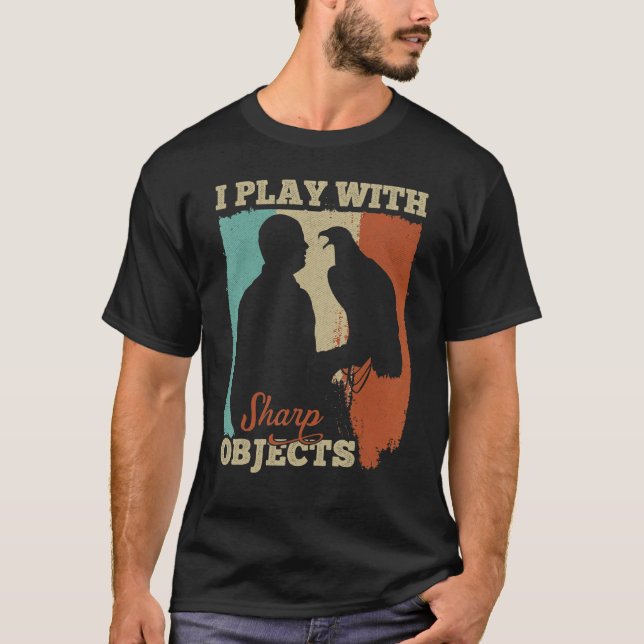 Camiseta Caza de Falconería que juego con objetos agudos pa (Anverso)