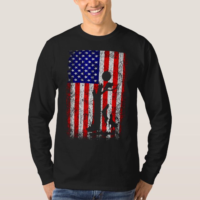 Camiseta Caza de mapaches perros Bandera estadounidense (Anverso)