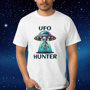 Camiseta Cazador de ovnis   Arte de IA con ovni y extraterr