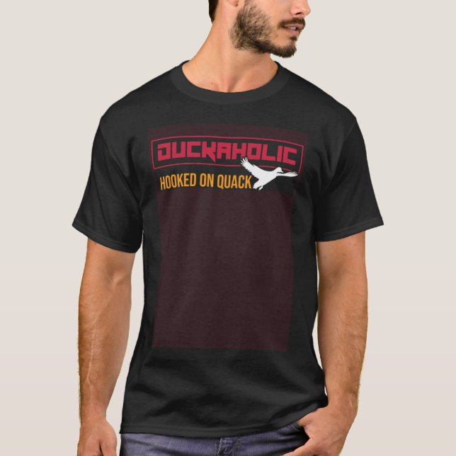 Camiseta Cazador Duckaholic Enganchado En El Pato De Quack (Anverso)
