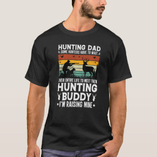 Camiseta Cazando a papá cazando a Buddy Yo estoy sacando la