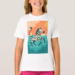 Camiseta Cebra juguetona nadando en el mar turquesa