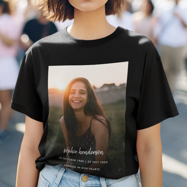 Camiseta Celebración conmemorativa del funeral de la vida (Subido por el creador)