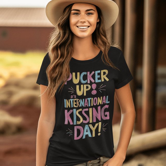 Camiseta Celebración del Día Internacional de los Besos (Subido por el creador)