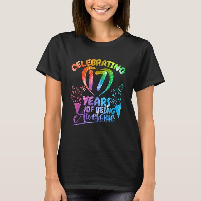 Camiseta Celebrando 17 Años De Ser Un Increíble Cumpleaños  (Anverso)