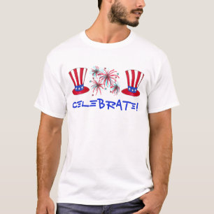 Camiseta Celebrar el 4 de julio con fuegos artificiales Tío