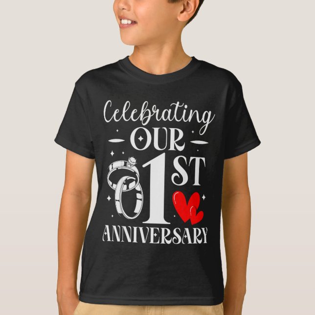 Camiseta Celebrating Our 1st Wedding Anniversary 1 Year Of  (Anverso)
