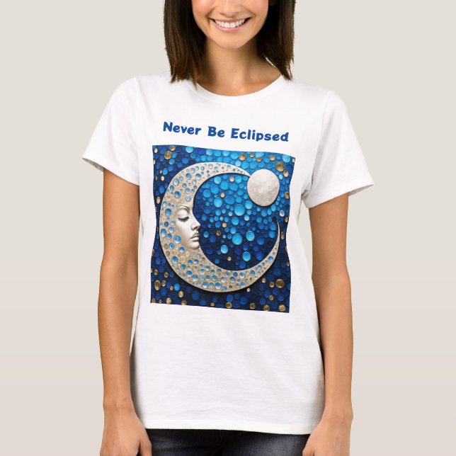 Camiseta Celeste: Mujer en la luna (Anverso)