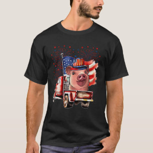 Camiseta Cerdo En Camión De Recogida Con Bandera Estadounid