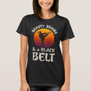 Camiseta Cerebros De Belleza Y Marcial Chica De Karate De C