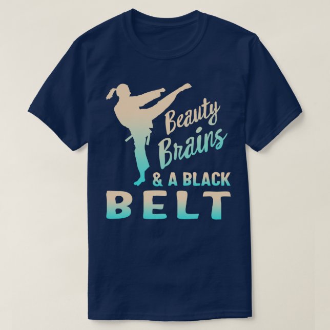 Camiseta Cerebros De Belleza Y Un Karate De Artes Marciales (Diseño del anverso)