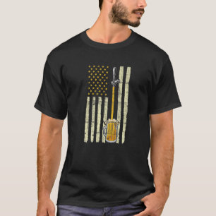Camiseta Cerveza con bandera estadounidense angustiada toca