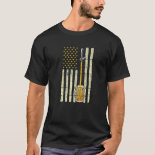 Camiseta Cerveza con bandera estadounidense angustiada toca