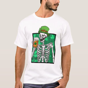Camiseta Cerveza Irlandesa Esqueleto Bebiendo Cerveza Verde