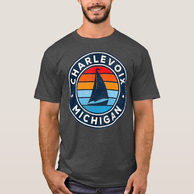Camiseta Charlevoix Michigan MI Vintage Sailboat Retro (Anverso)