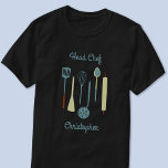 Camiseta Chef jefe personalizado<br><div class="desc">Divertido diseño de chef con utensilios de cocina vintage para su chef, cocinero o experto en parrilladas favorito. Cambie el nombre y el texto a personalizar.</div>